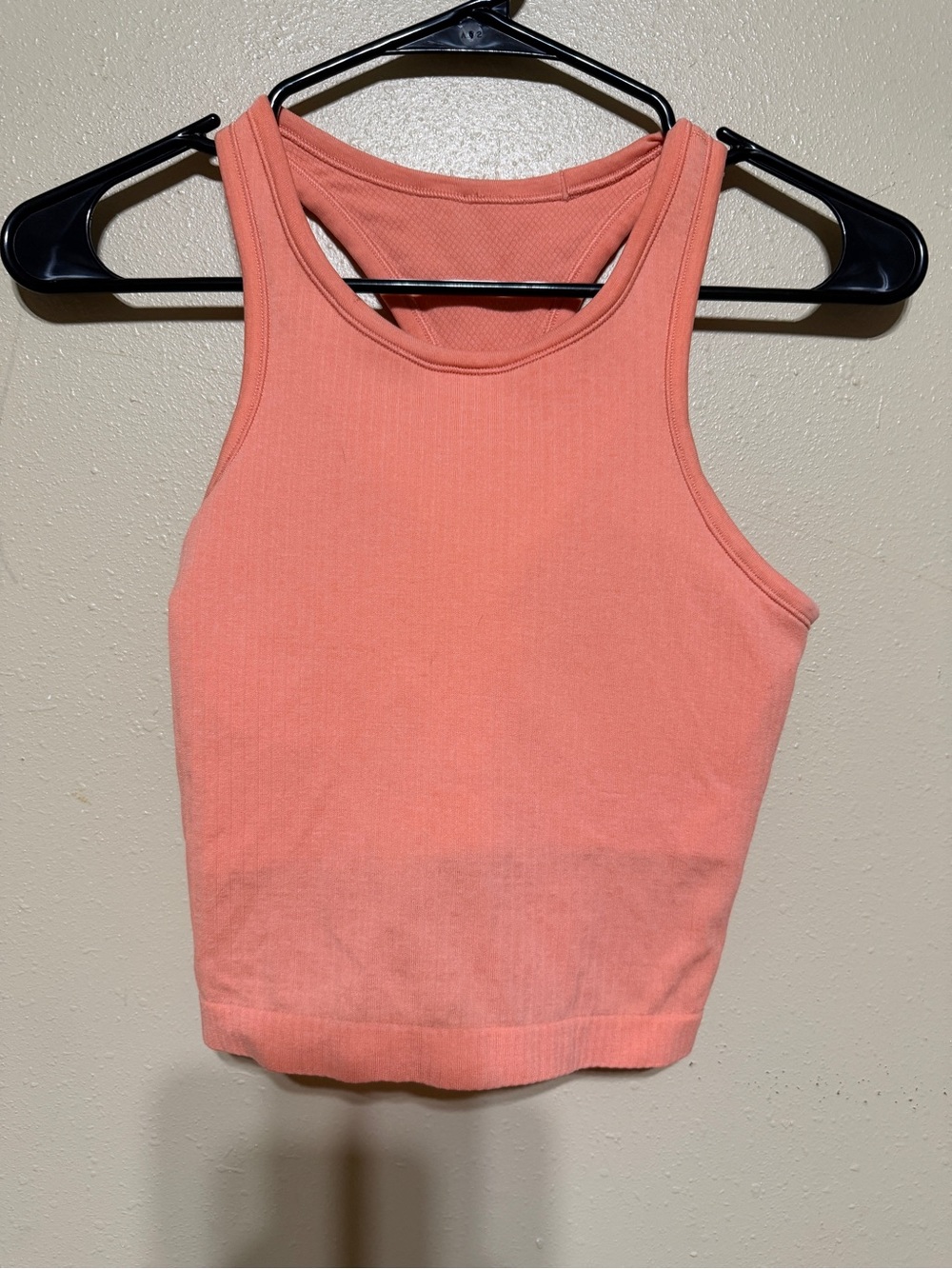 Lululemon crop top